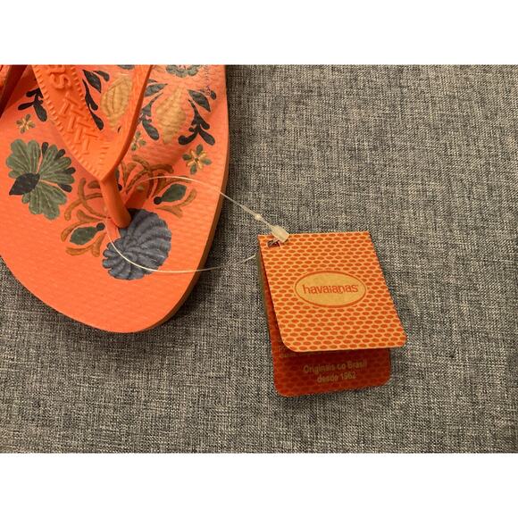 Havaianas + Farm Rio Collab Seashell Tapestry Flip Flops in Peach Rose Sz 9/10 - Picture 4 of 6